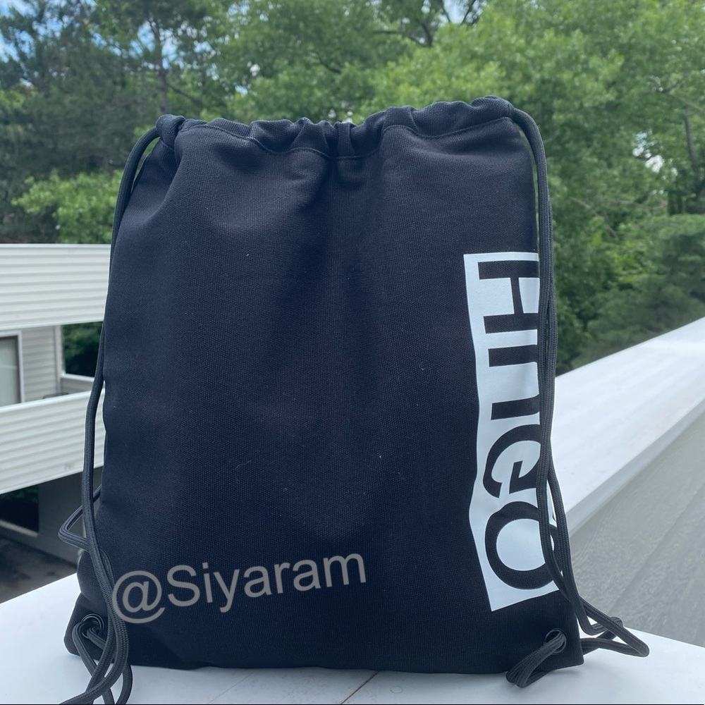Hugo Boss drawstring bag - Picture 2 of 4